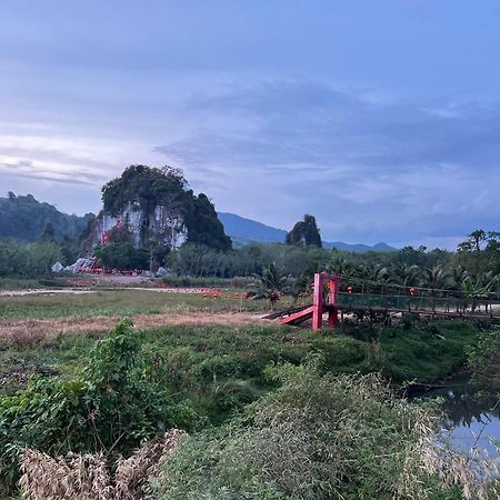Country House Pulai Holiday Village Gua Musang Zewnętrze zdjęcie
