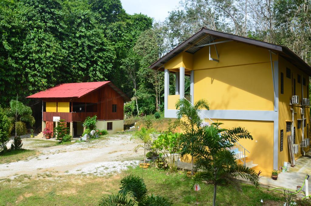 Country House Pulai Holiday Village Gua Musang Zewnętrze zdjęcie