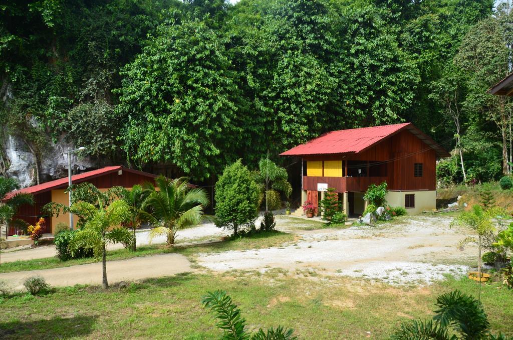 Country House Pulai Holiday Village Gua Musang Zewnętrze zdjęcie